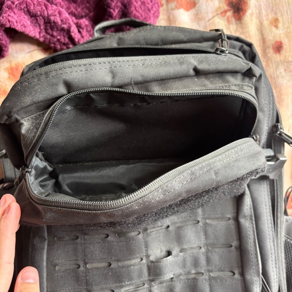 Built for athletes backpack - Picture 3 of 6